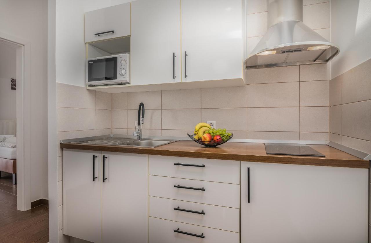 Apartment Marina มาลินสกา ภายนอก รูปภาพ