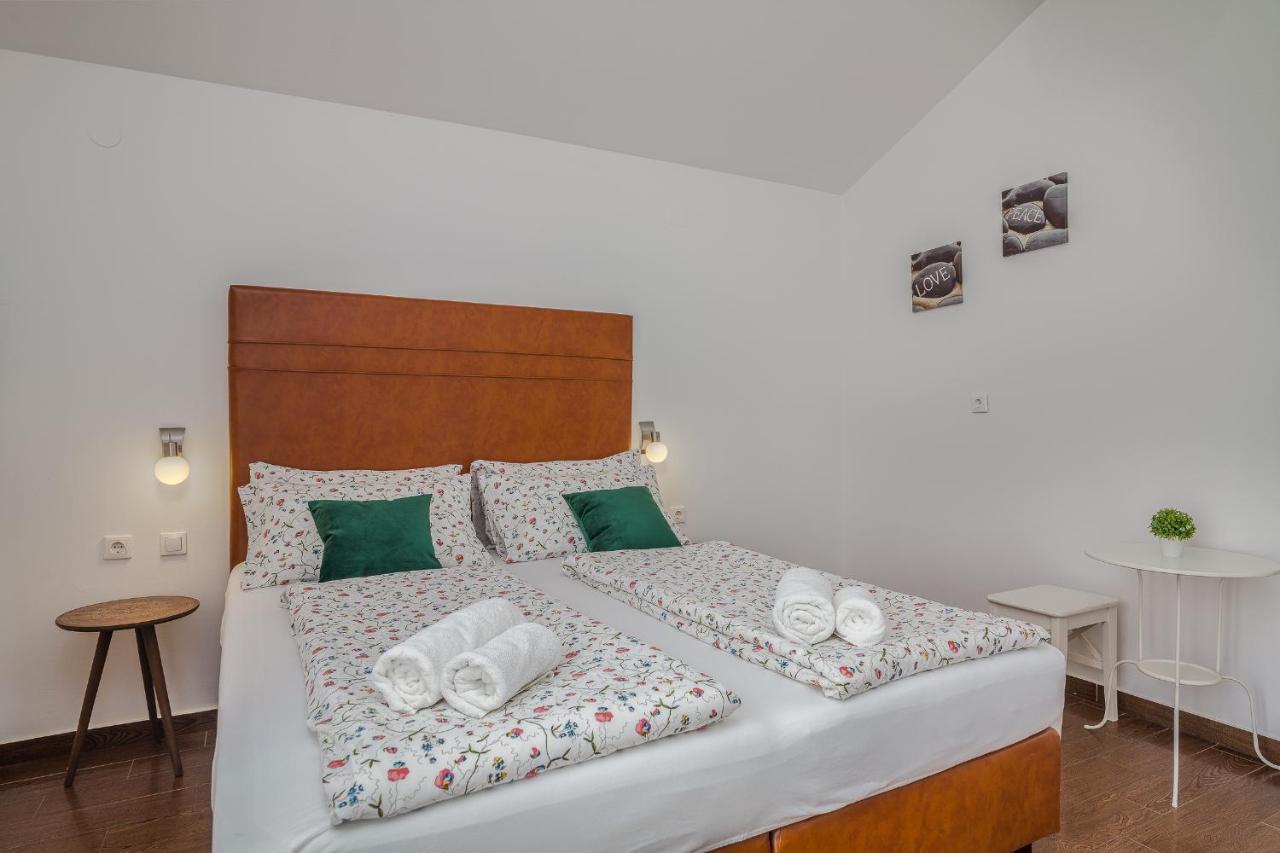 Apartment Marina มาลินสกา ภายนอก รูปภาพ